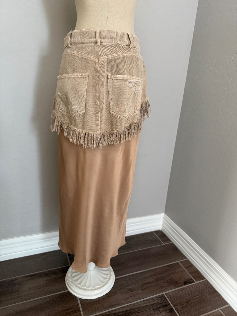 Anthropologie Pilcro Twofer Slip Tan Denim Midi Skirt Size 8 - Picture 5 of 8
